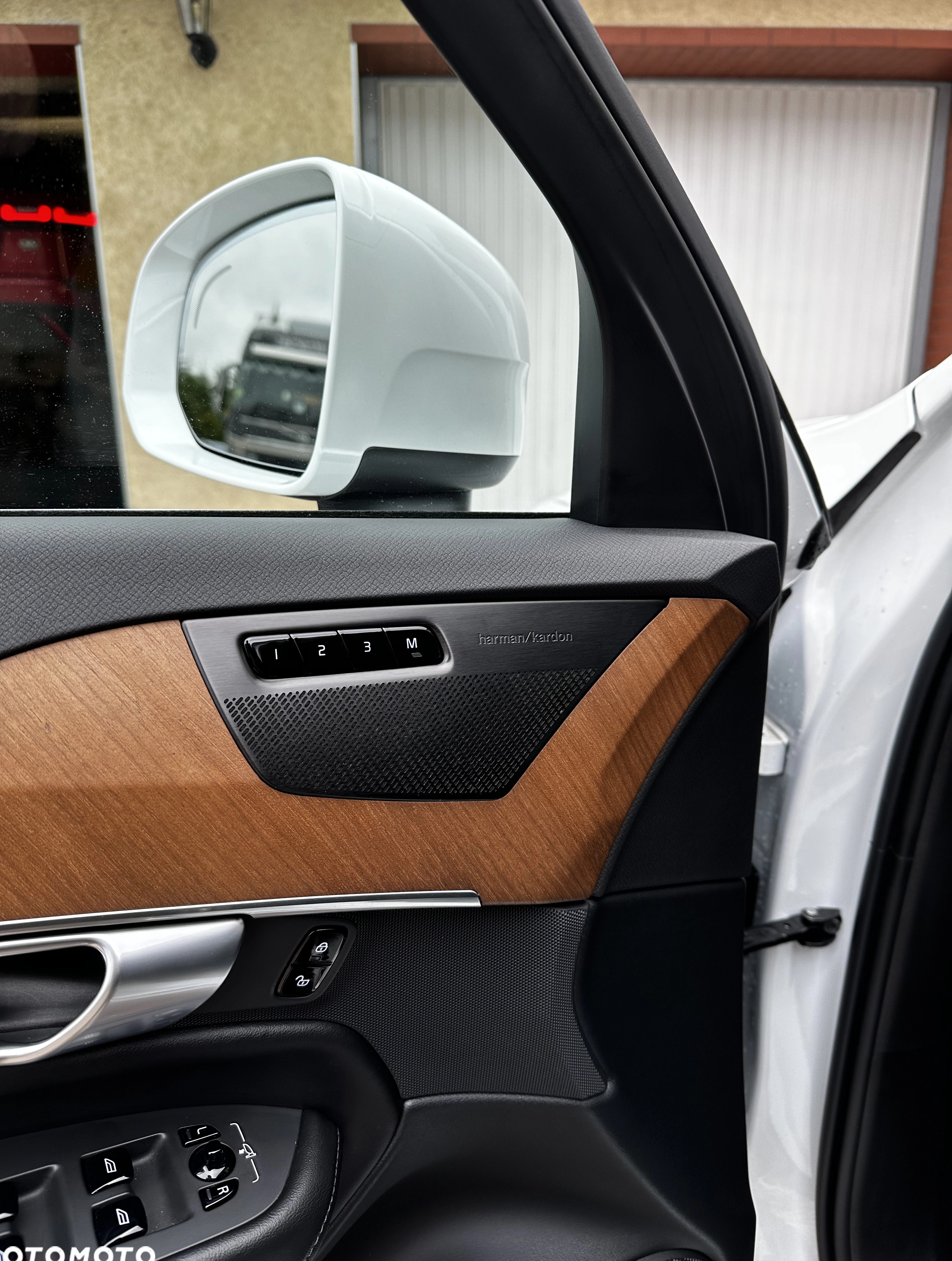 Volvo XC 90 cena 279900 przebieg: 6900, rok produkcji 2023 z Koziegłowy małe 704